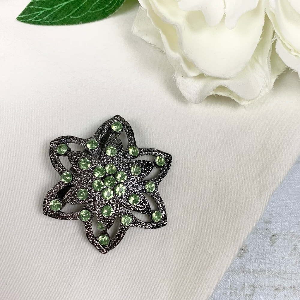 Vintage Grunge Gun Metal Green Stone Flower Brooch